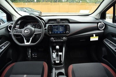 2025 Nissan Versa SR