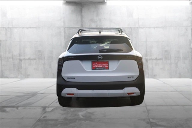 2026 Nissan Kicks SV