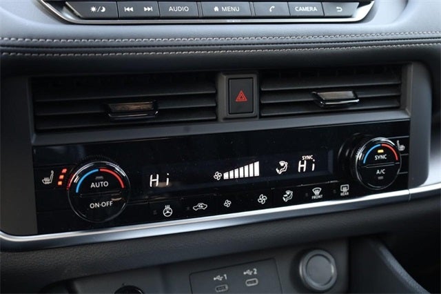 2026 Nissan Rogue Dark Armor™