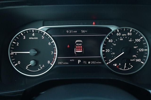 2025 Nissan Pathfinder SV