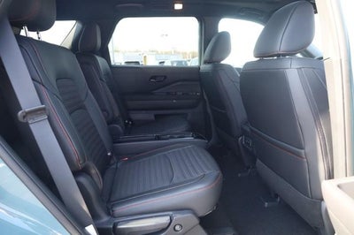 2026 Nissan Pathfinder Rock Creek®