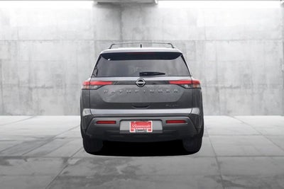 2026 Nissan Pathfinder SL