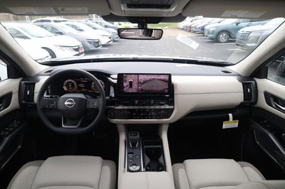 2026 Nissan Pathfinder SL