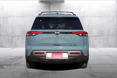 2026 Nissan Pathfinder SL