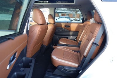 2026 Nissan Pathfinder Platinum