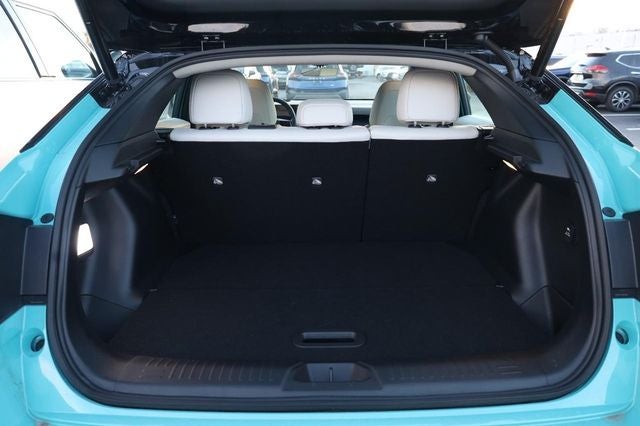 2026 Nissan Leaf Platinum+