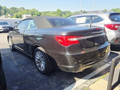 2011 Chrysler 200 Limited