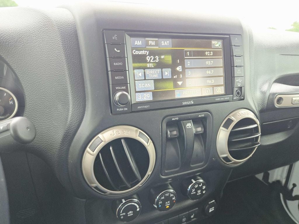 2016 Jeep Wrangler Sahara