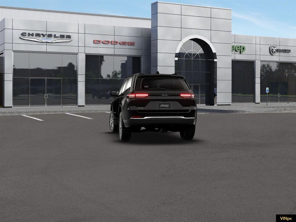 2026 Jeep Grand Cherokee Laredo