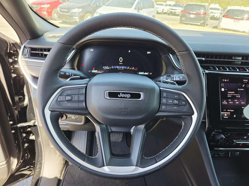 2026 Jeep Grand Cherokee Laredo