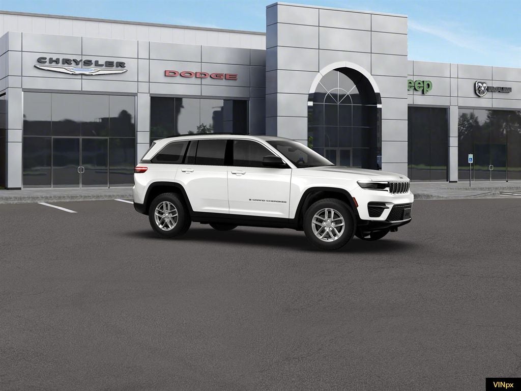 2026 Jeep Grand Cherokee Laredo