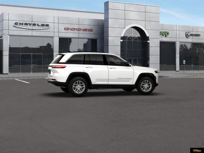 2026 Jeep Grand Cherokee Laredo