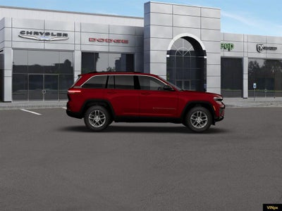 2026 Jeep Grand Cherokee Laredo