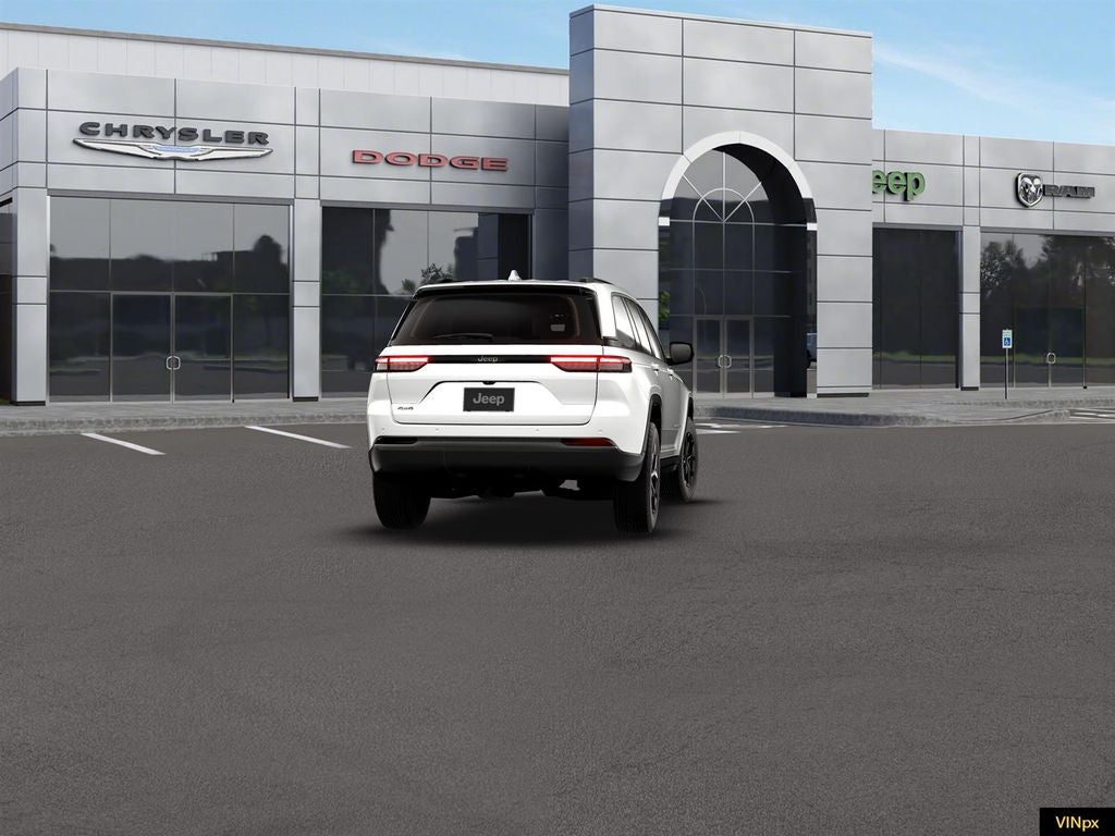 2026 Jeep Grand Cherokee Laredo