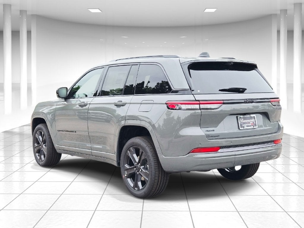2027 Jeep Grand Cherokee Limited Reserve