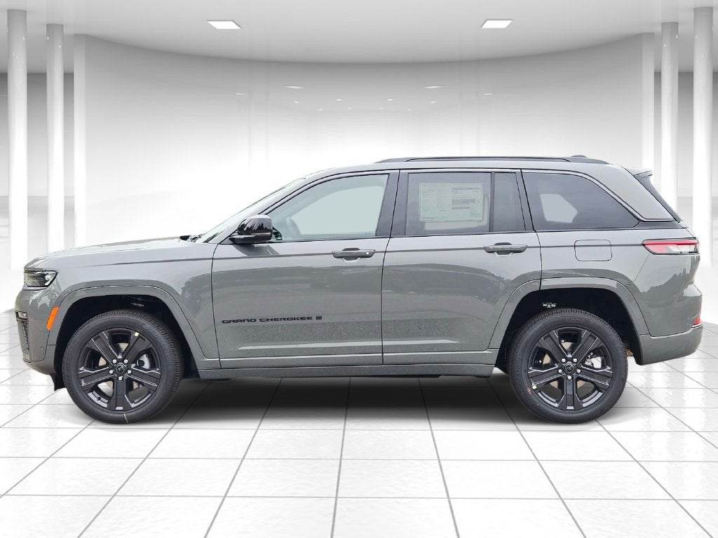 2027 Jeep Grand Cherokee Limited Reserve