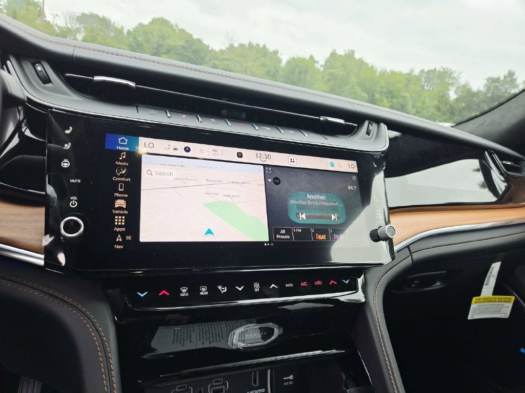 2027 Jeep Grand Cherokee Summit