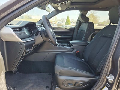 2026 Jeep Grand Cherokee L Laredo