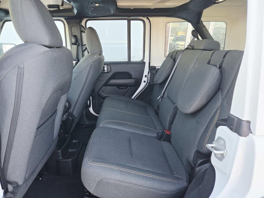 2025 Jeep Wrangler Sahara 4xe