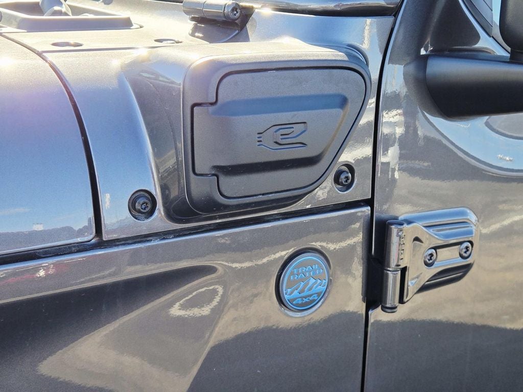 2025 Jeep Wrangler Sahara 4xe