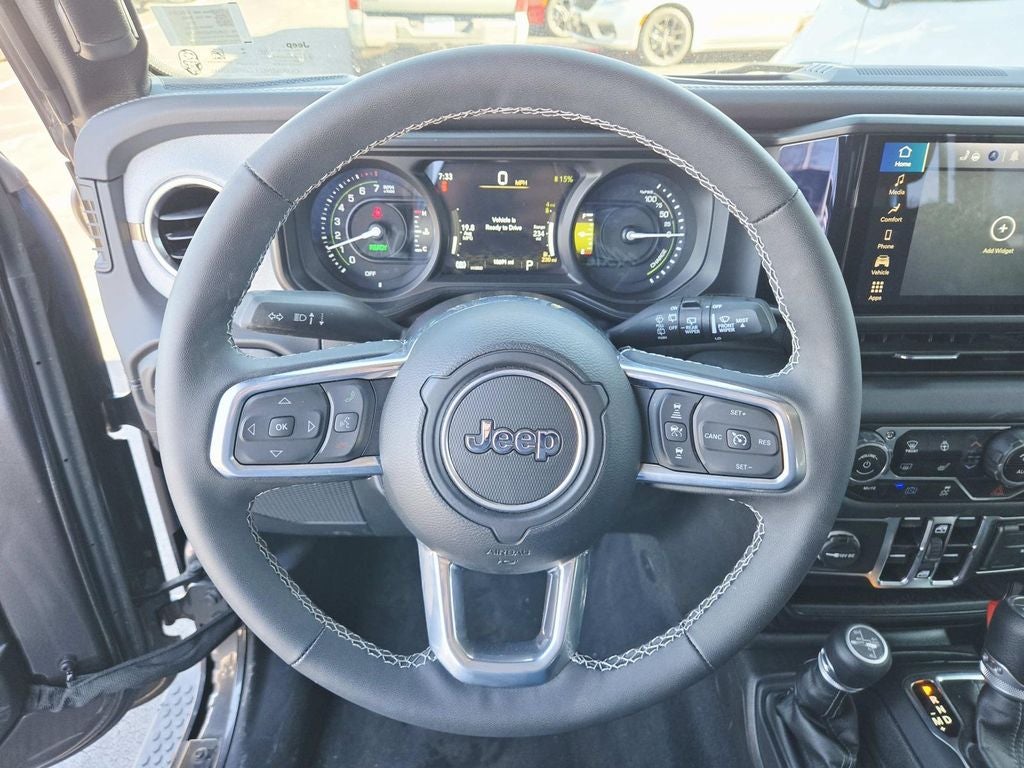 2025 Jeep Wrangler Sahara 4xe