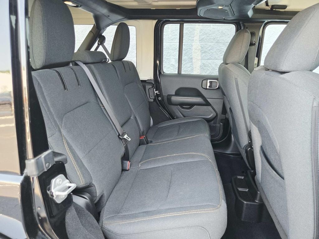 2025 Jeep Wrangler Sahara 4xe