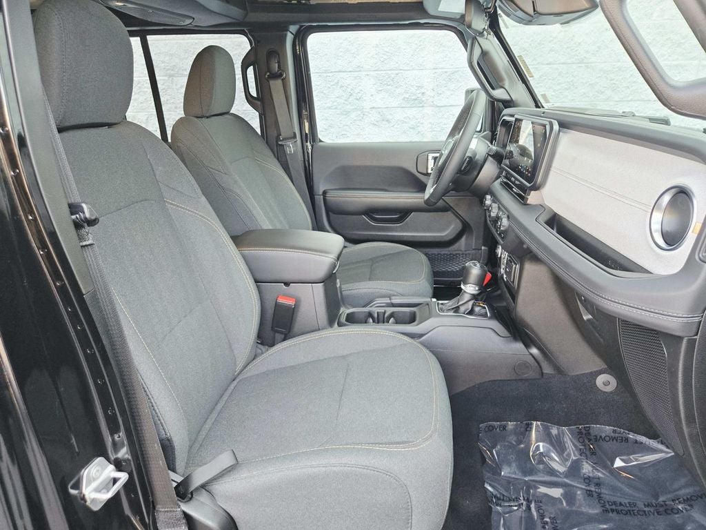 2025 Jeep Wrangler Sahara 4xe