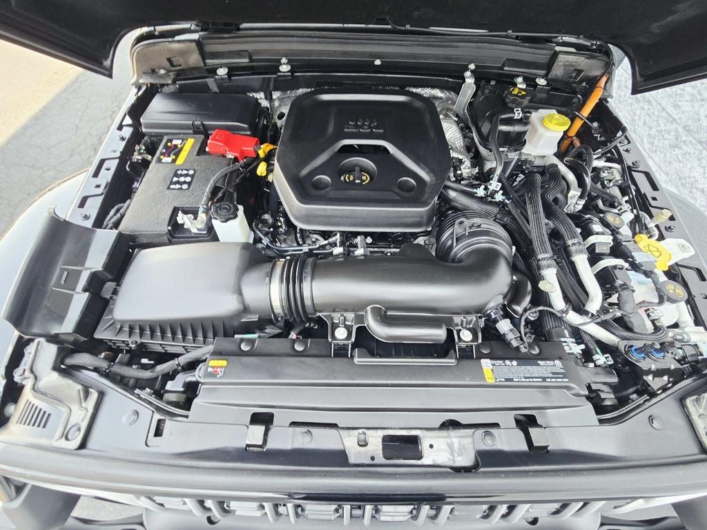 2025 Jeep Wrangler Sahara 4xe