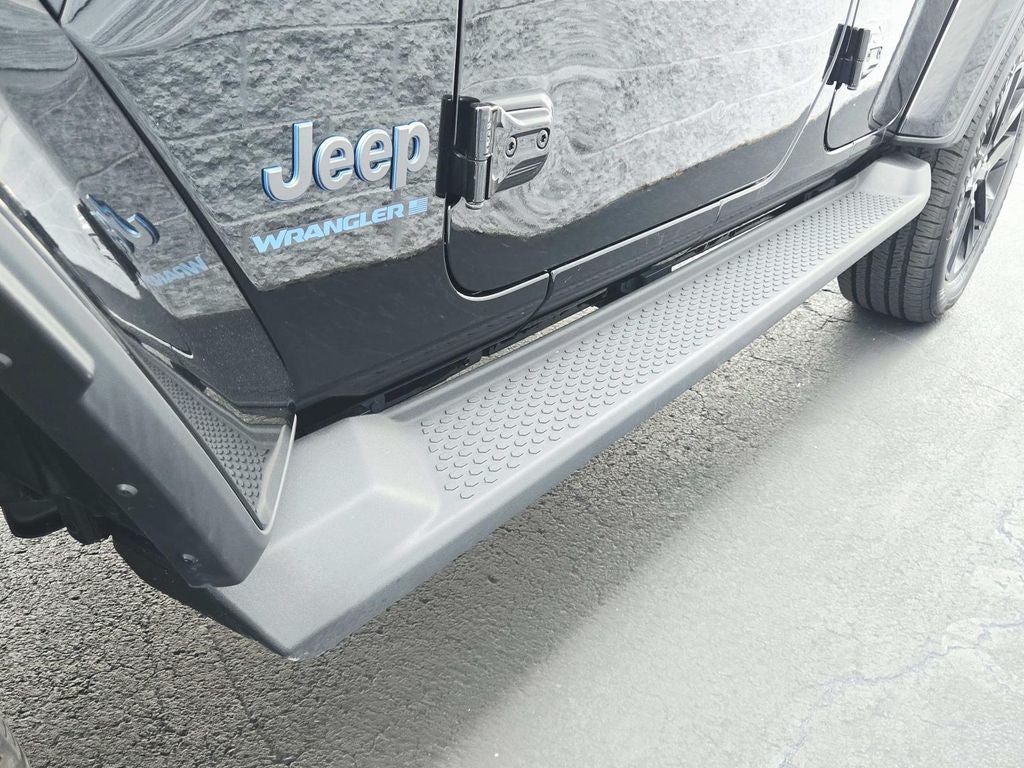 2025 Jeep Wrangler Sahara 4xe