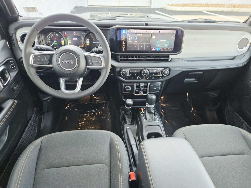 2025 Jeep Wrangler Sahara 4xe