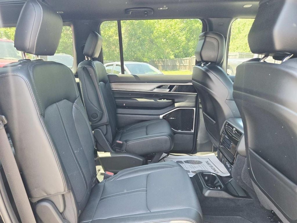 2026 Jeep Grand Wagoneer GRAND WAGONEER LIMITED ALTITUDE 4X4