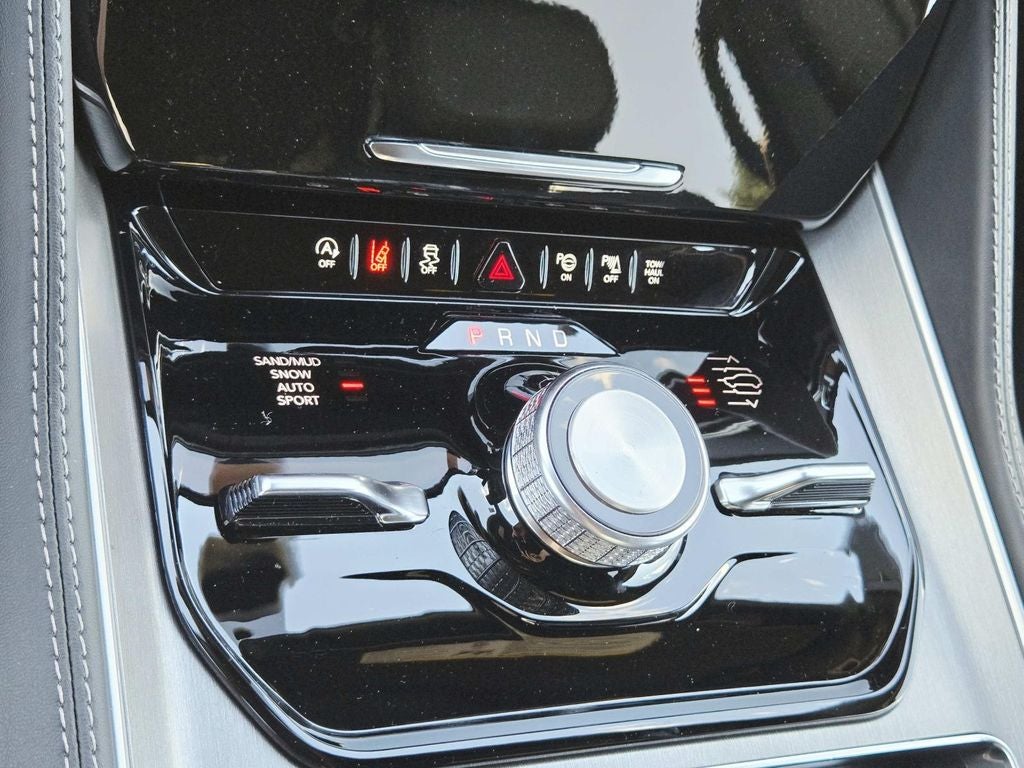 2026 Jeep Grand Wagoneer Limited Reserve