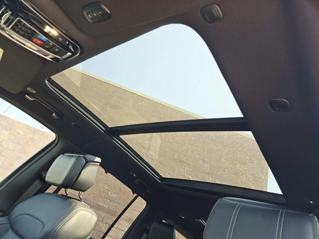 2026 Jeep Grand Wagoneer Summit Obsidian