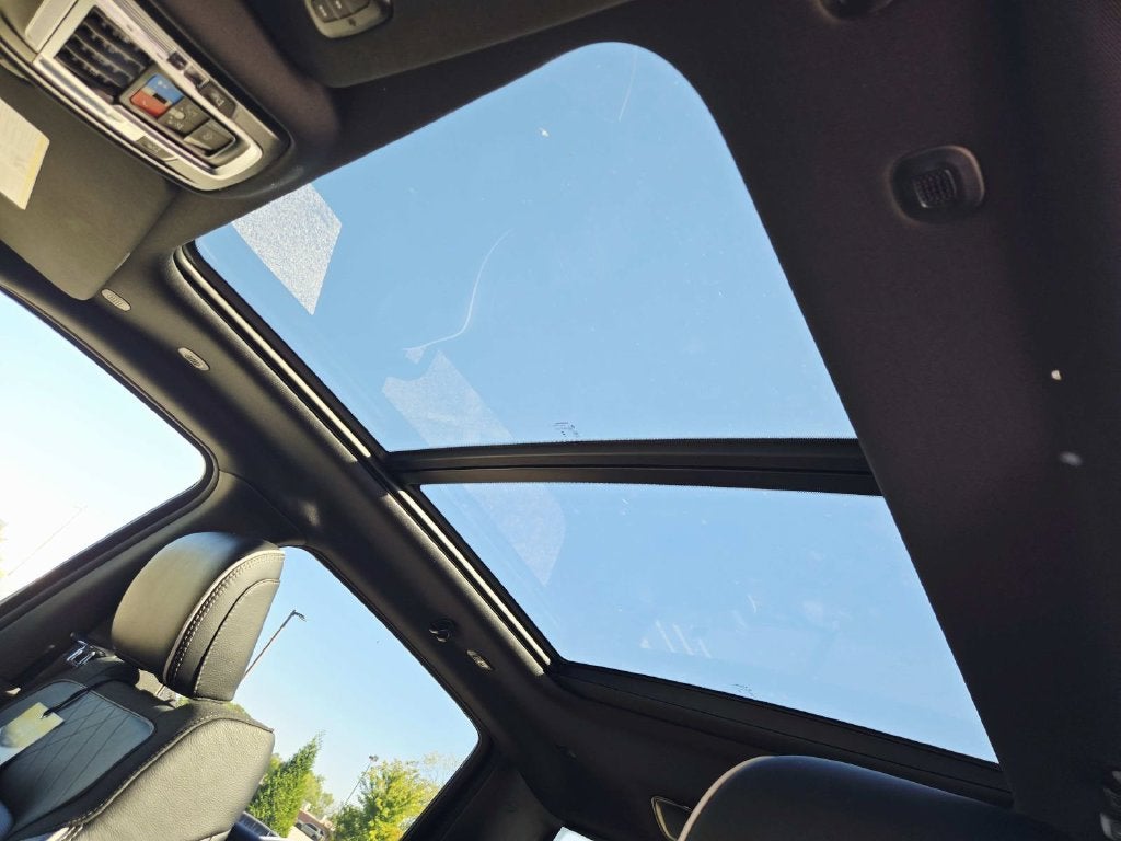 2027 RAM 1500 Limited