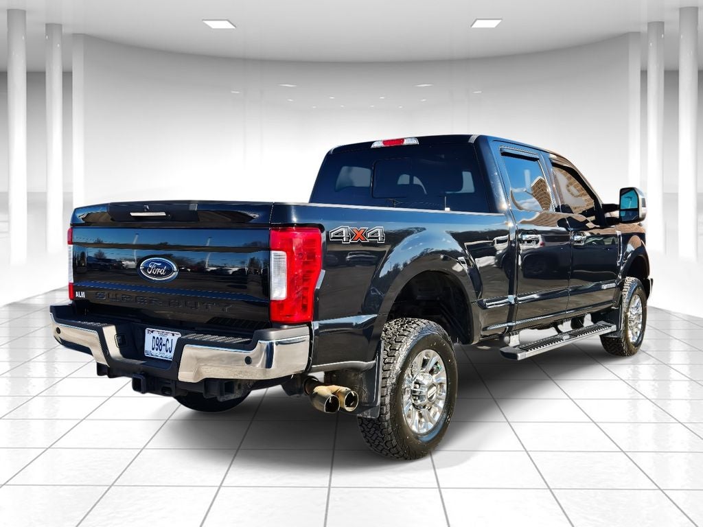 2017 Ford F-350SD Lariat