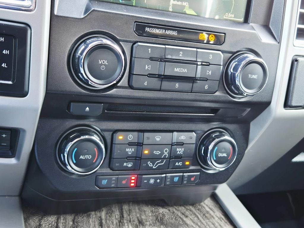 2017 Ford F-350SD Lariat