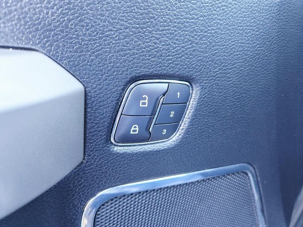 2017 Ford F-350SD Lariat