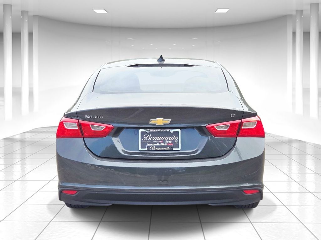 2017 Chevrolet Malibu LT 1LT