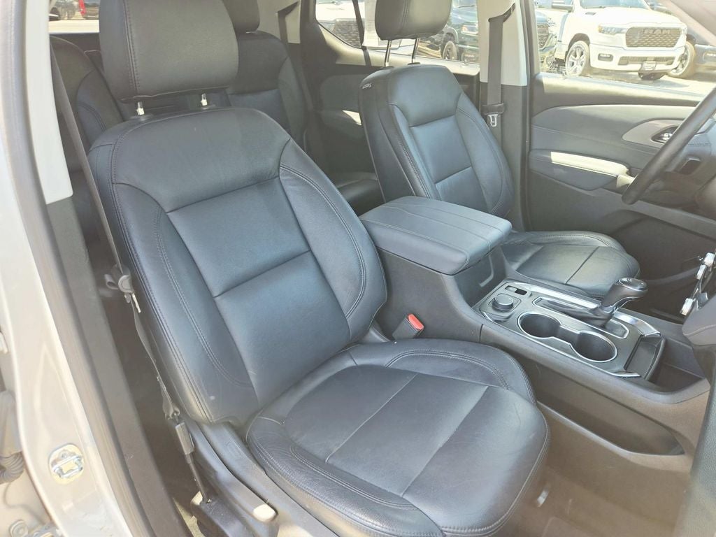 2018 Chevrolet Traverse LT Cloth w/1LT