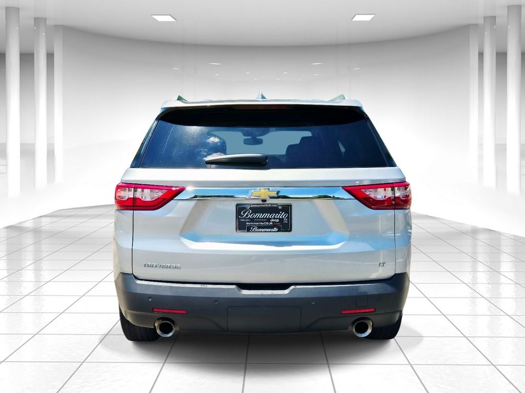 2018 Chevrolet Traverse LT Cloth w/1LT