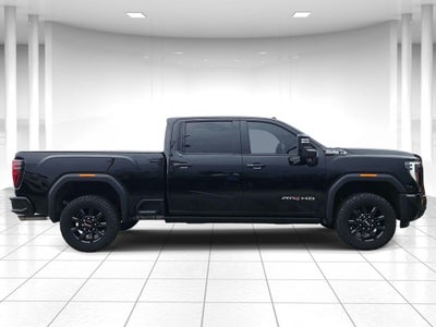 2025 GMC Sierra 2500HD AT4