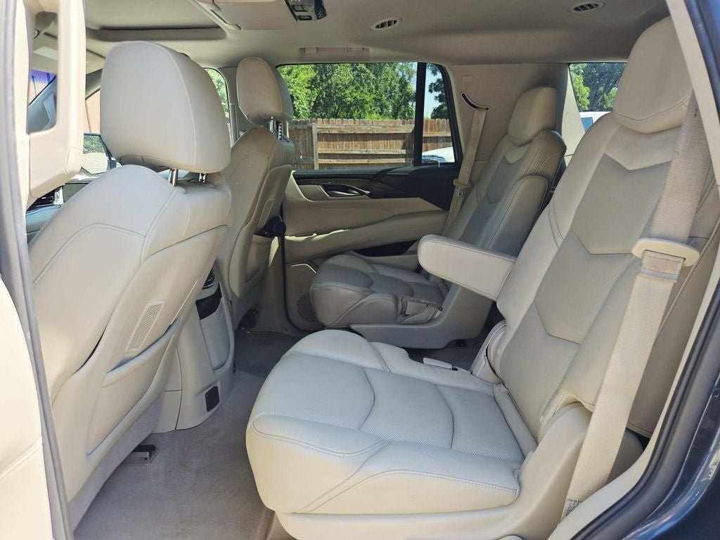 2020 Cadillac Escalade Luxury