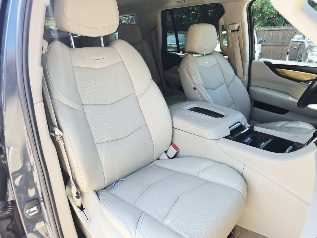 2020 Cadillac Escalade Luxury