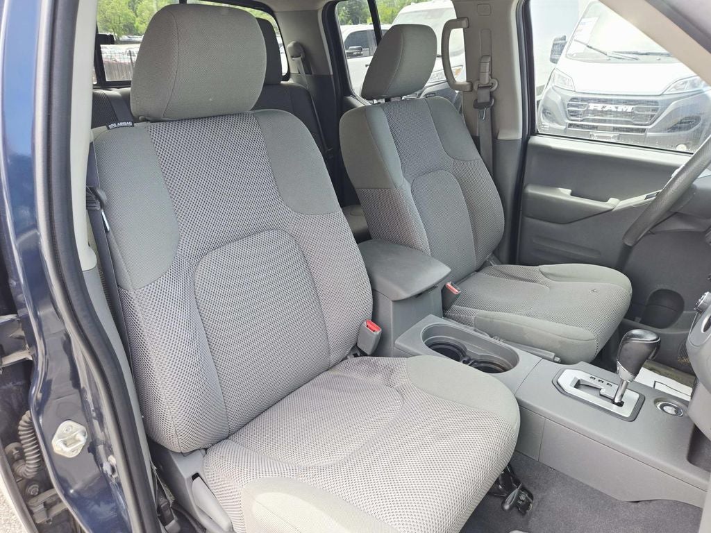 2020 Nissan Frontier SV