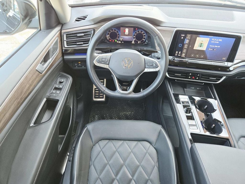 2024 Volkswagen Atlas 2.0T SEL Premium R-Line