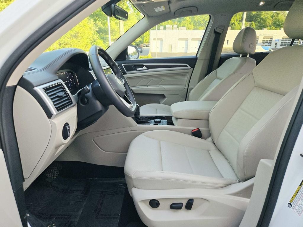2023 Volkswagen Atlas 3.6L V6 SE w/Technology