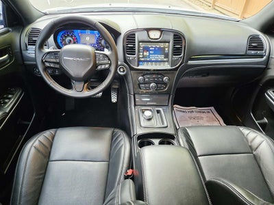 2023 Chrysler 300 C