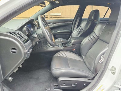 2023 Chrysler 300 C