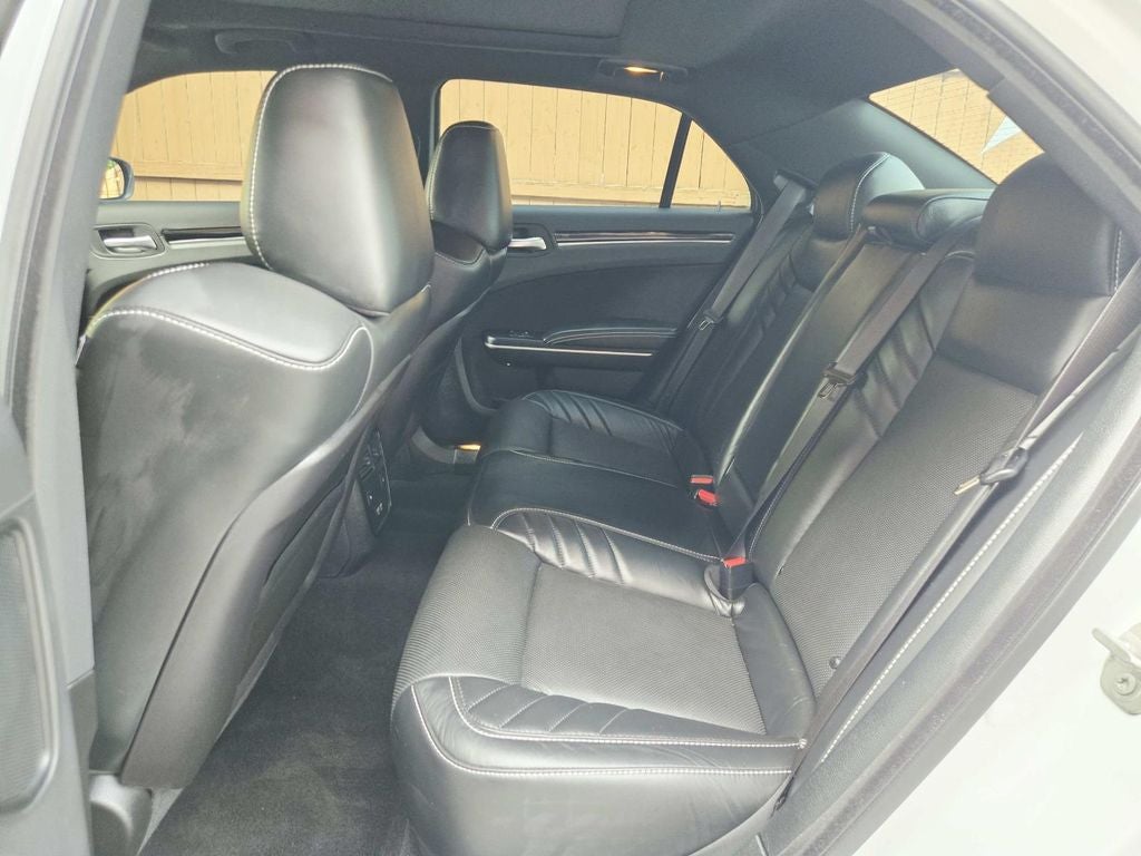 2023 Chrysler 300 C
