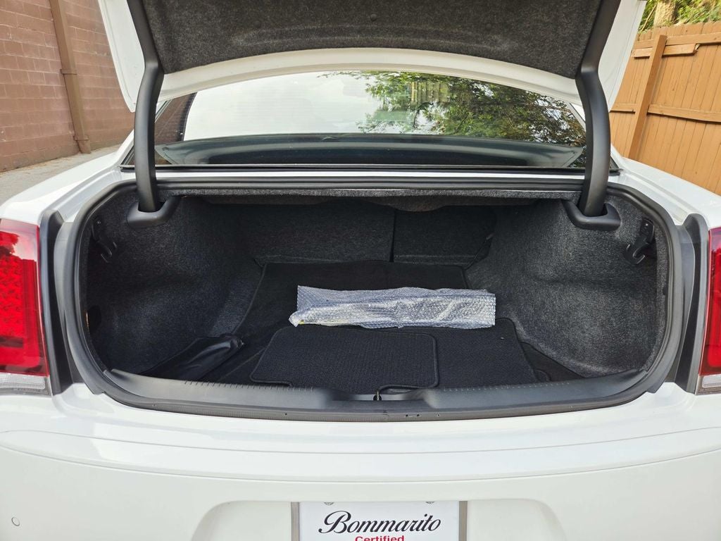 2023 Chrysler 300 C